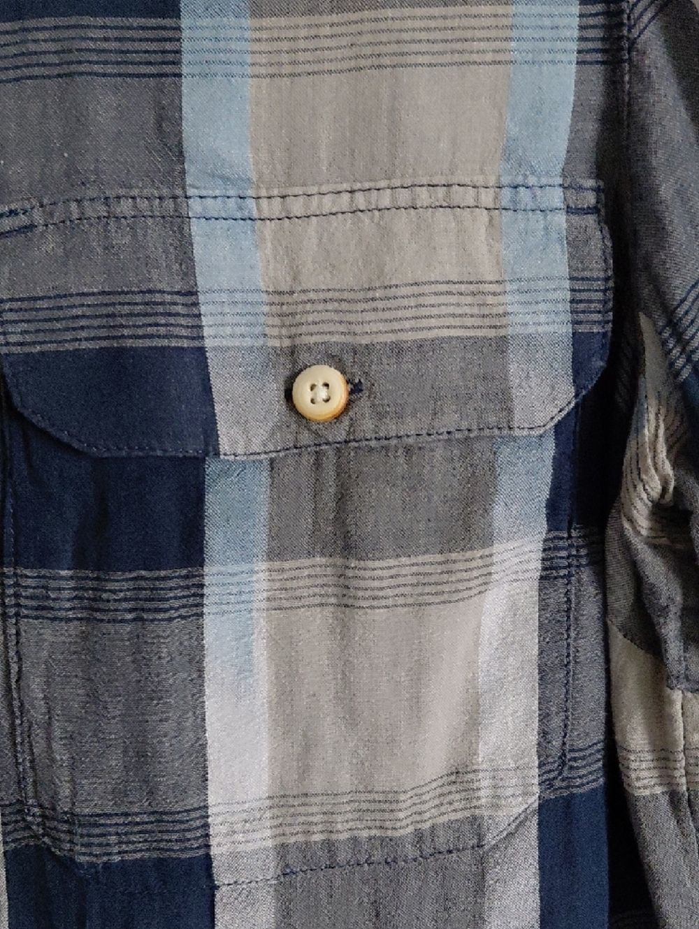 Eddie Bauer Blue Button-Down Shirt Lightweight Cotton Outdoor Camping Gorpcore - Picture 5 of 13
